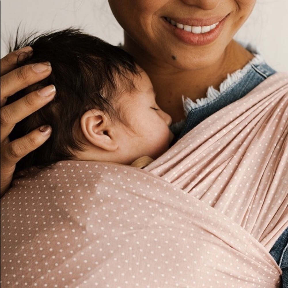 Solly baby wrap.